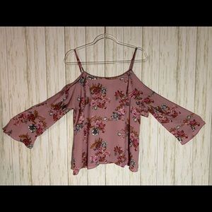 Perfect spring floral shirt!